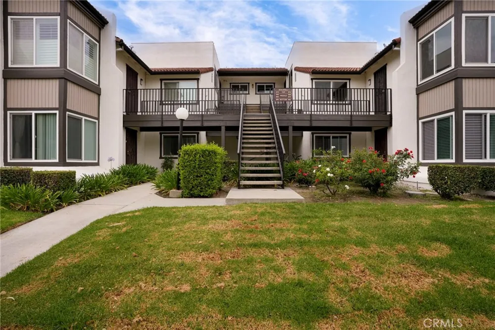 866 Cinnamon Lane #57 Duarte, CA 91010