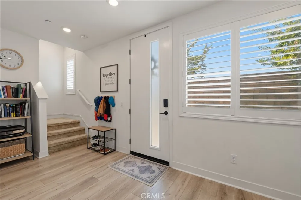 1218 Breckyn Gardena, CA 90247