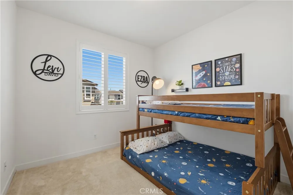 1218 Breckyn Gardena, CA 90247