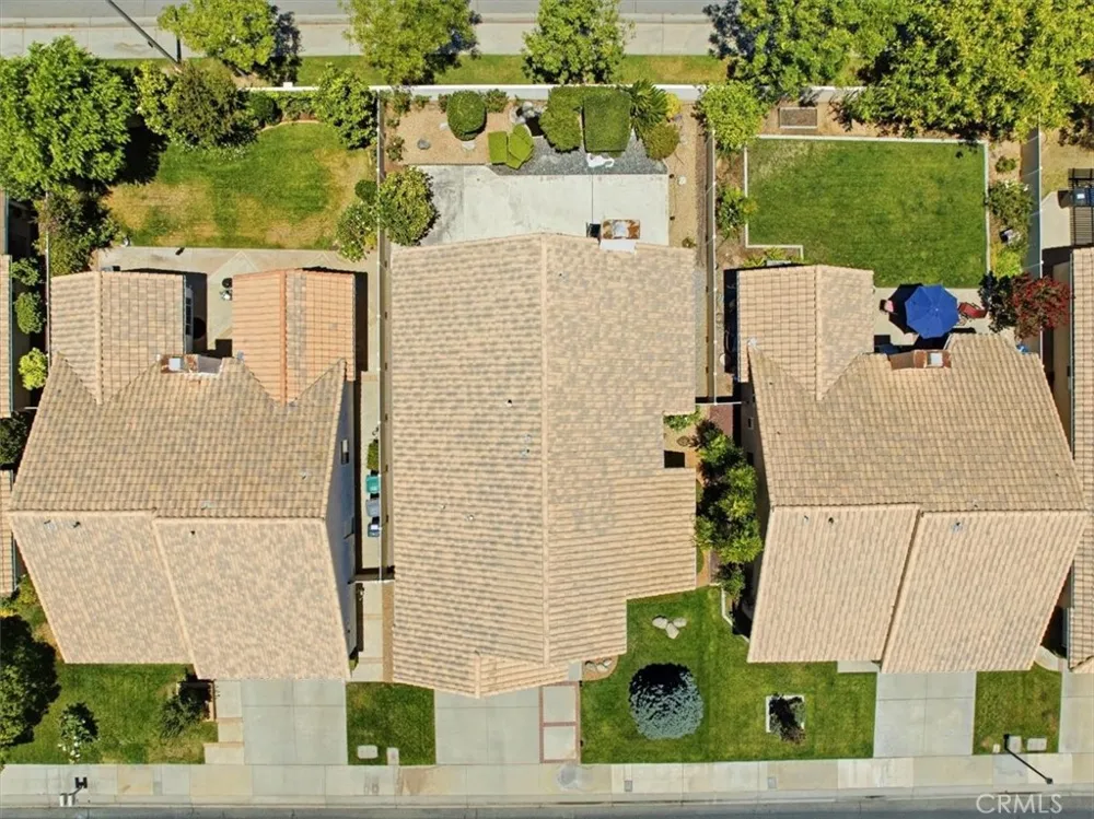 5831 Oakmont Banning, CA 92220