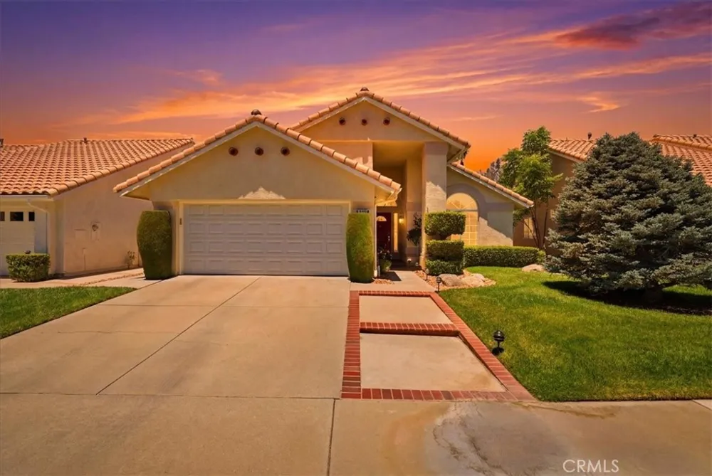 5831 Oakmont Banning, CA 92220