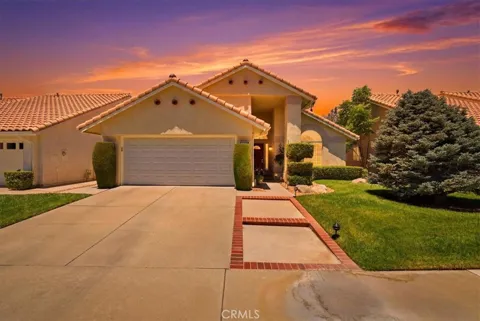 5831 Oakmont