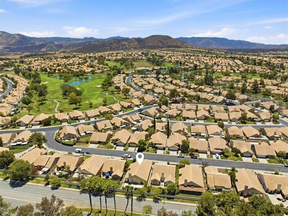 5831 Oakmont Banning, CA 92220
