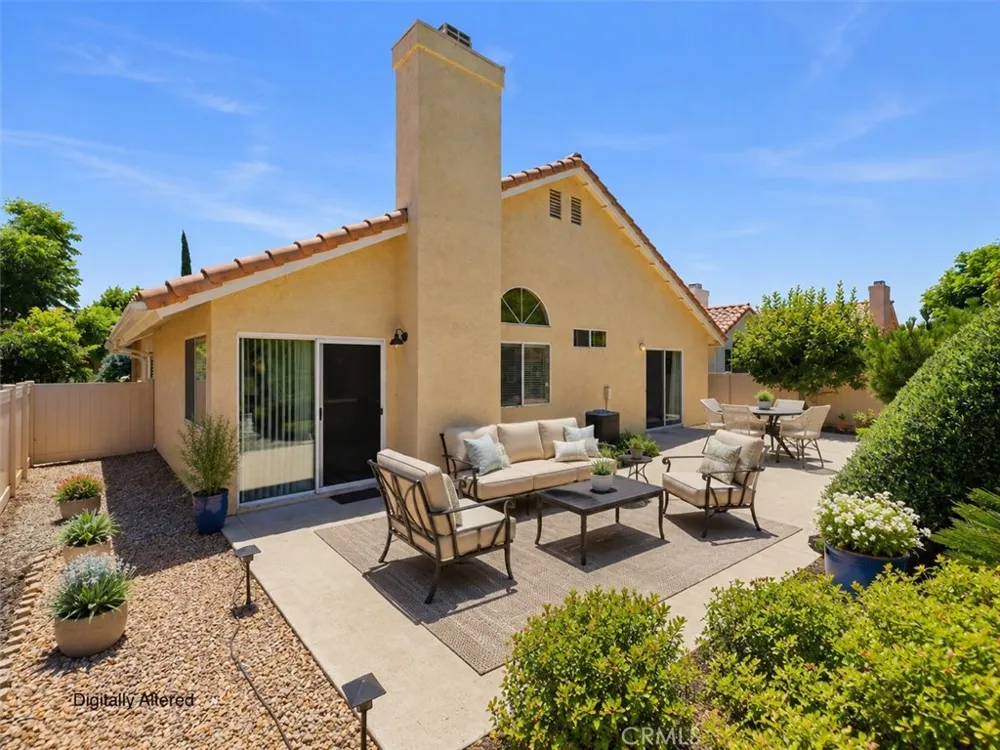 5831 Oakmont Banning, CA 92220