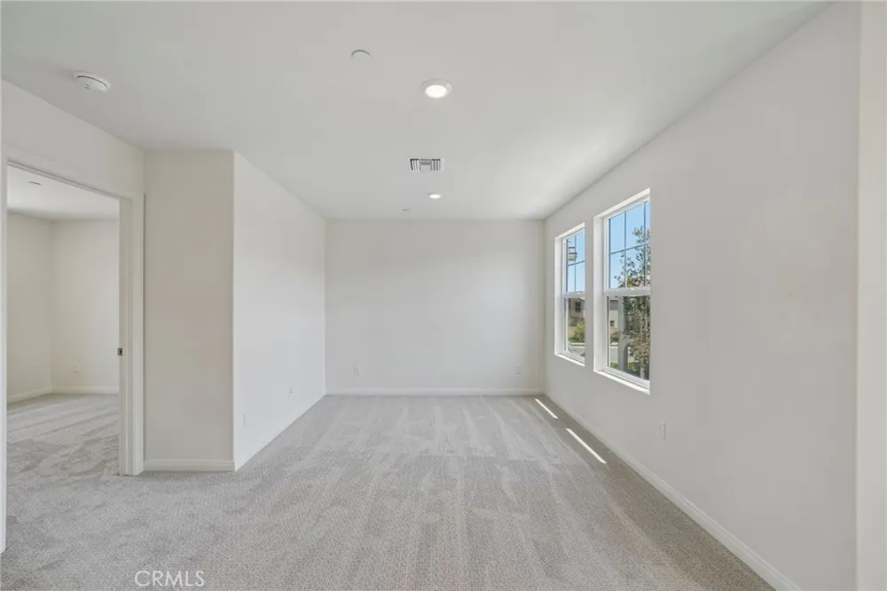 4273 S Hermosa Paseo Ontario, CA 91761