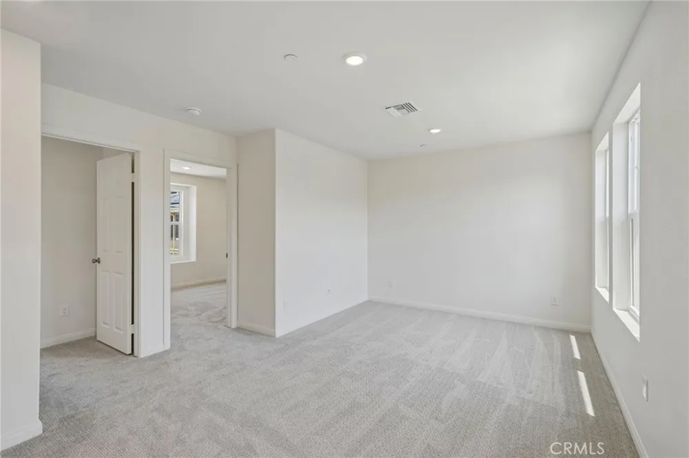 4273 S Hermosa Paseo Ontario, CA 91761