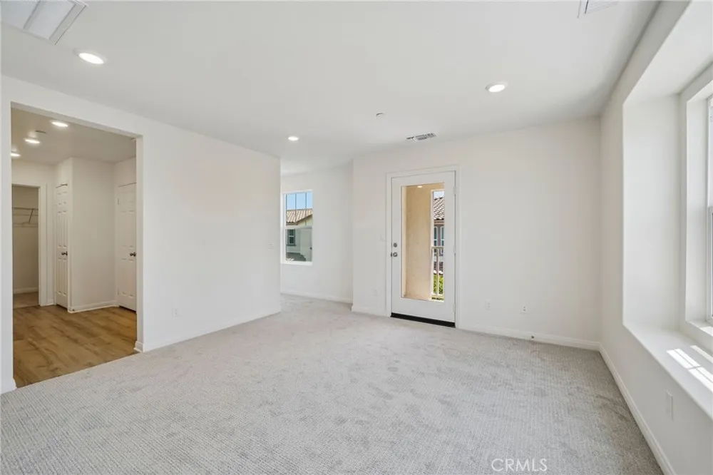 4273 S Hermosa Paseo Ontario, CA 91761