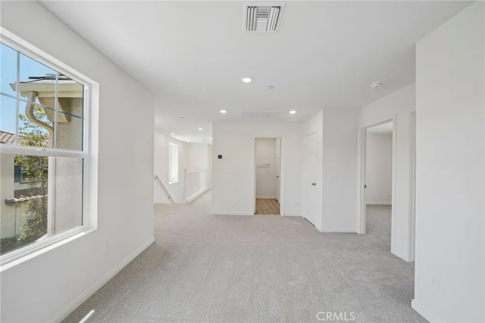 4273 S Hermosa Paseo Ontario, CA 91761