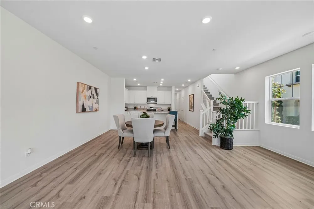 4273 S Hermosa Paseo Ontario, CA 91761