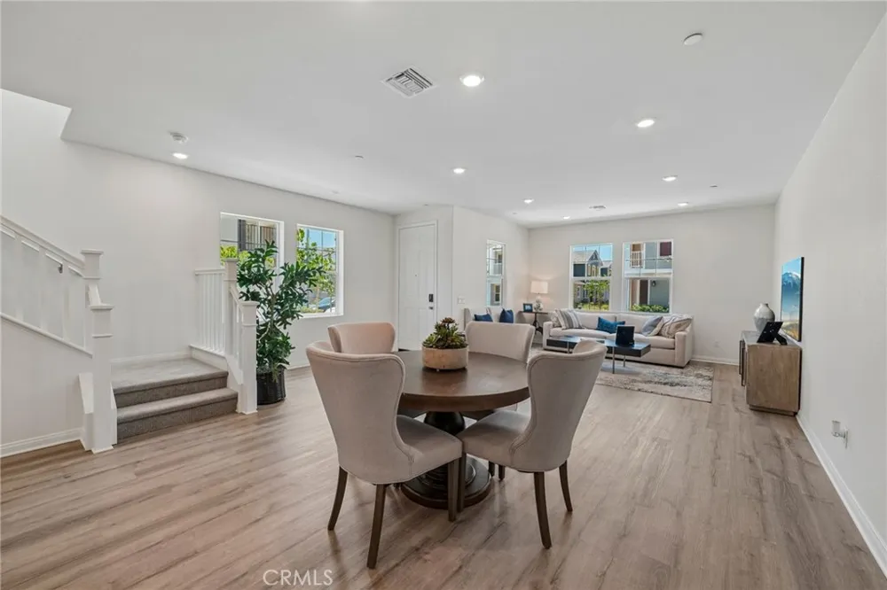 4273 S Hermosa Paseo Ontario, CA 91761