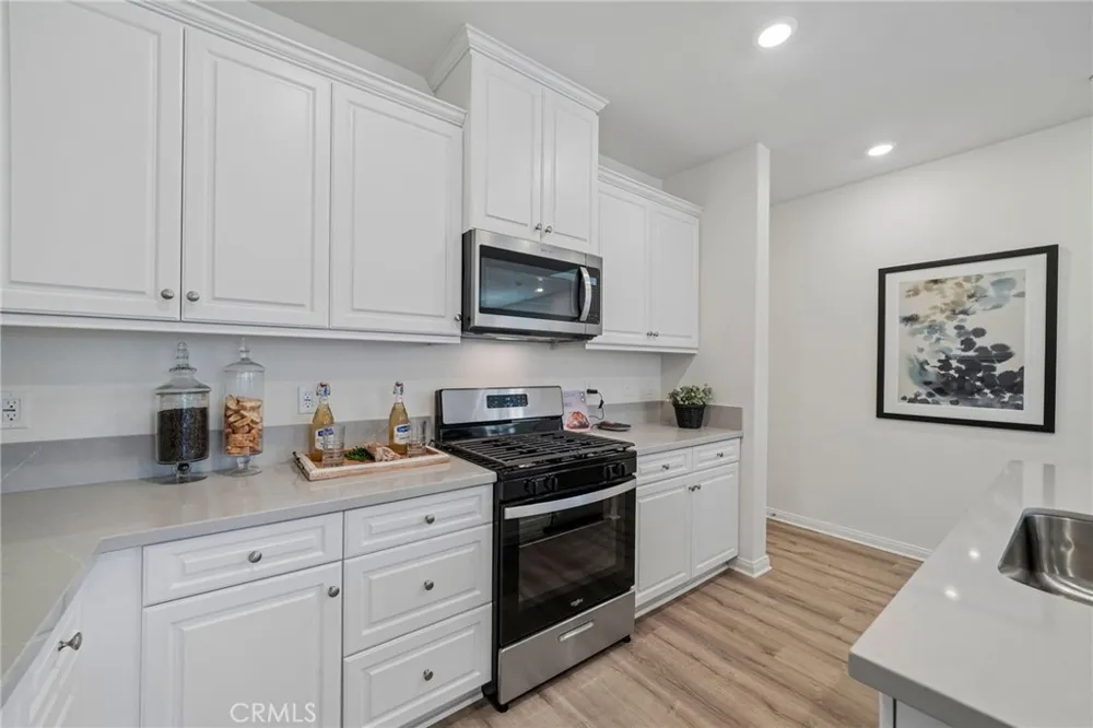 4273 S Hermosa Paseo Ontario, CA 91761