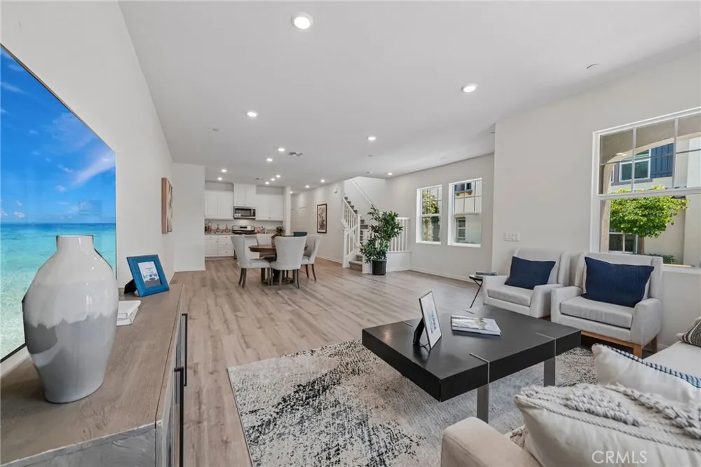 4273 S Hermosa Paseo Ontario, CA 91761
