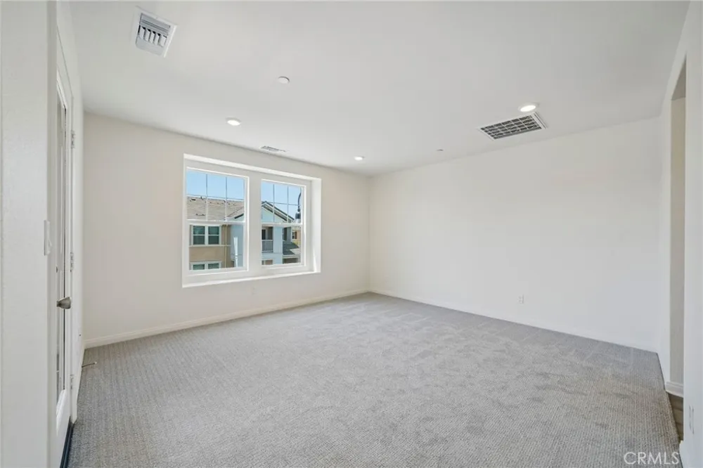 4273 S Hermosa Paseo Ontario, CA 91761