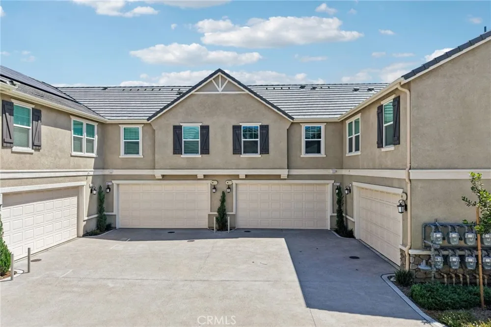 4273 S Hermosa Paseo Ontario, CA 91761