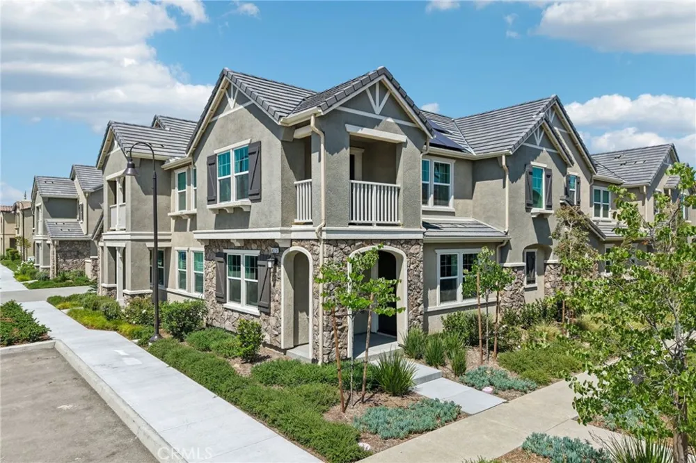 4273 S Hermosa Paseo Ontario, CA 91761