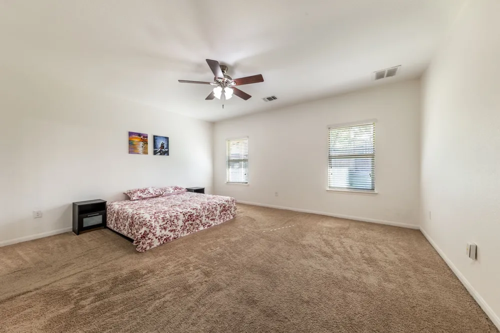 925 Woodduck Trail Leander, TX 78641