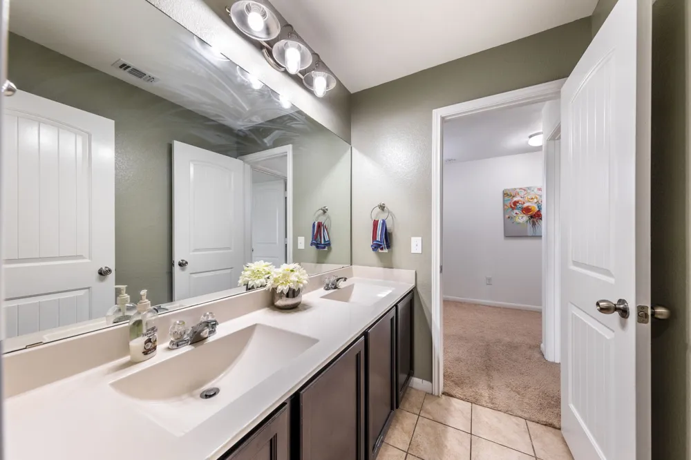 925 Woodduck Trail Leander, TX 78641