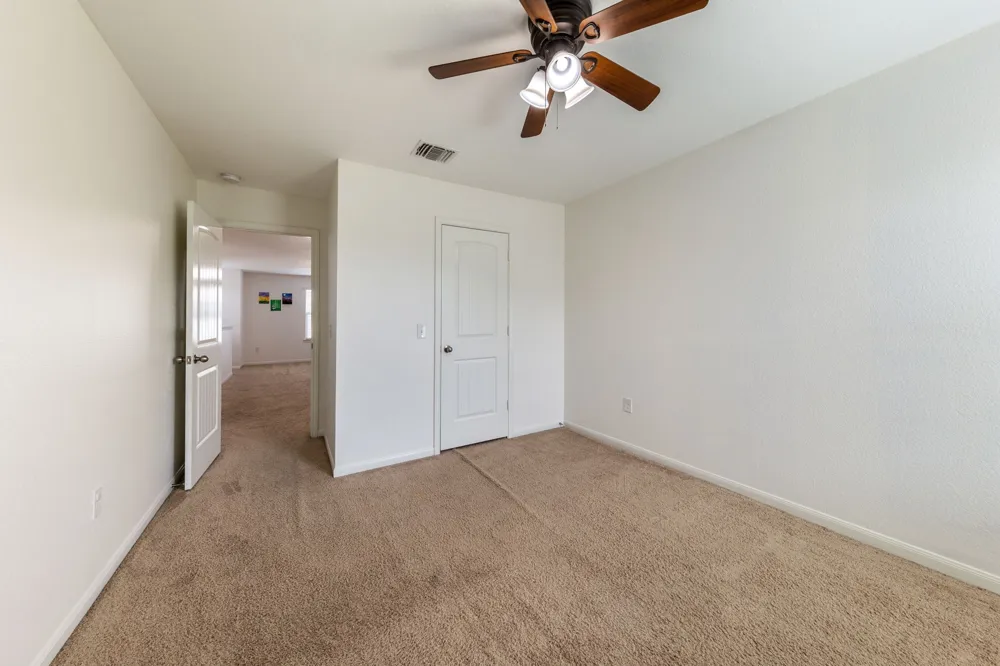 925 Woodduck Trail Leander, TX 78641