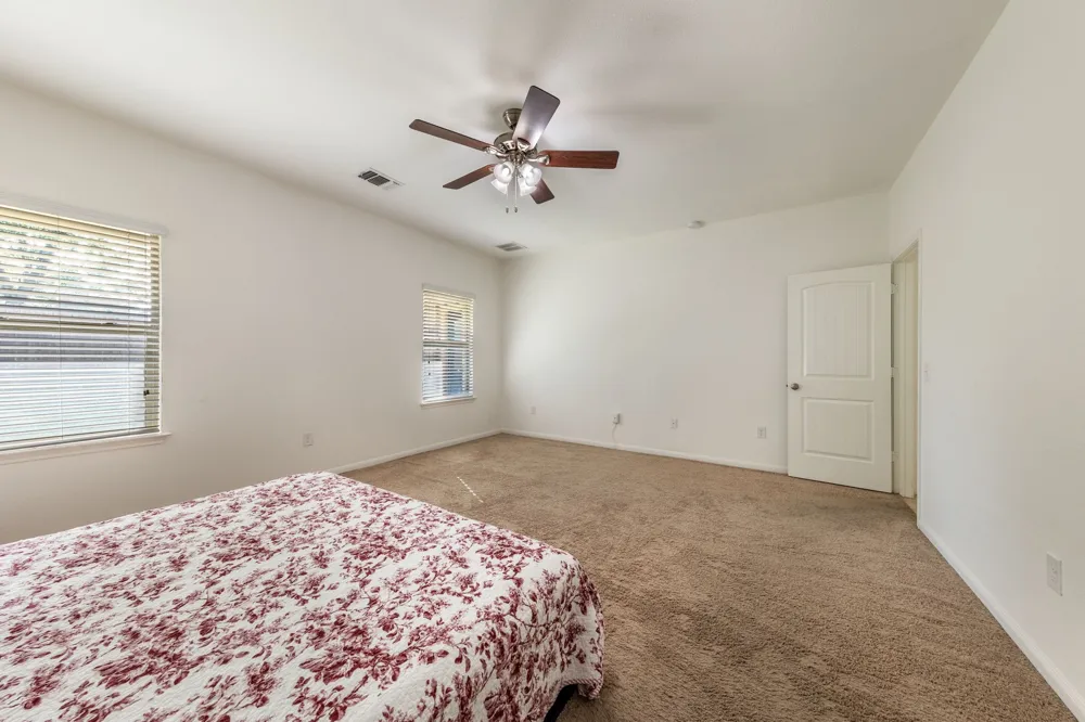925 Woodduck Trail Leander, TX 78641