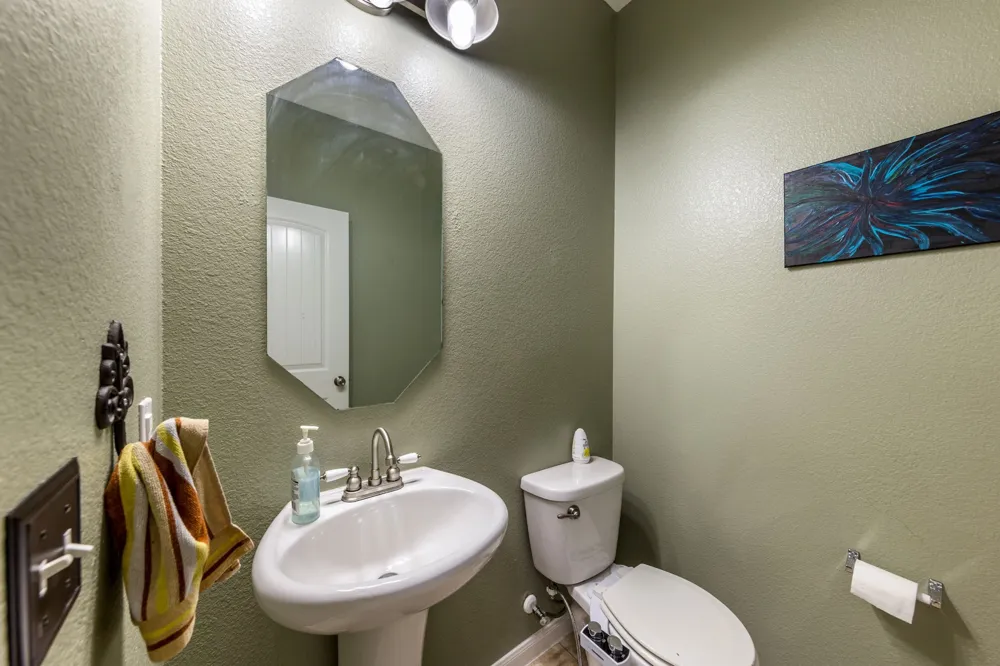 925 Woodduck Trail Leander, TX 78641