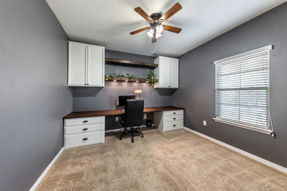 925 Woodduck Trail Leander, TX 78641