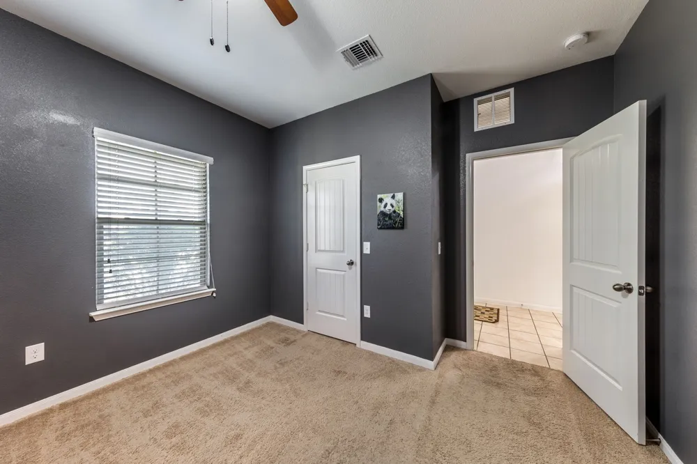 925 Woodduck Trail Leander, TX 78641