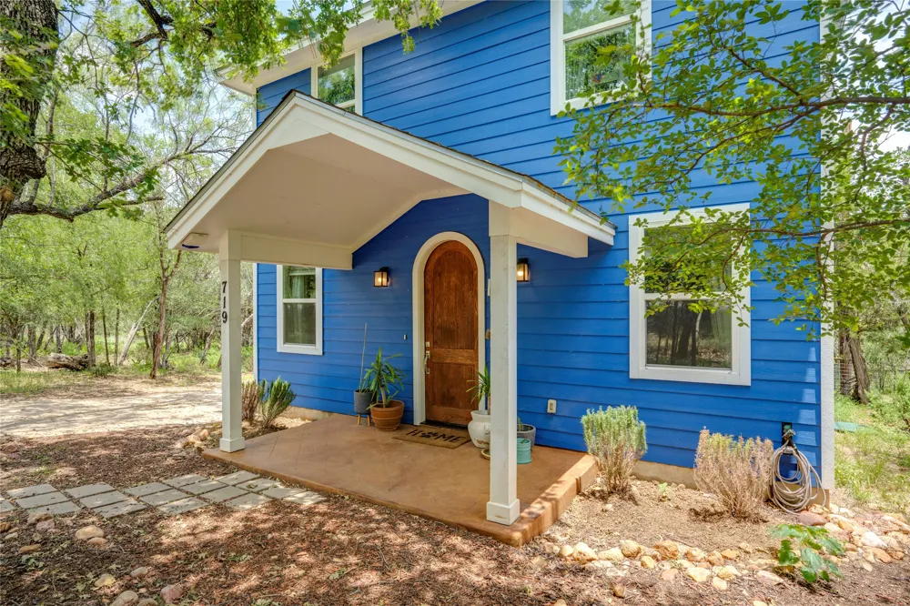 719 Birch Lane Cottonwood Shores, TX 78657