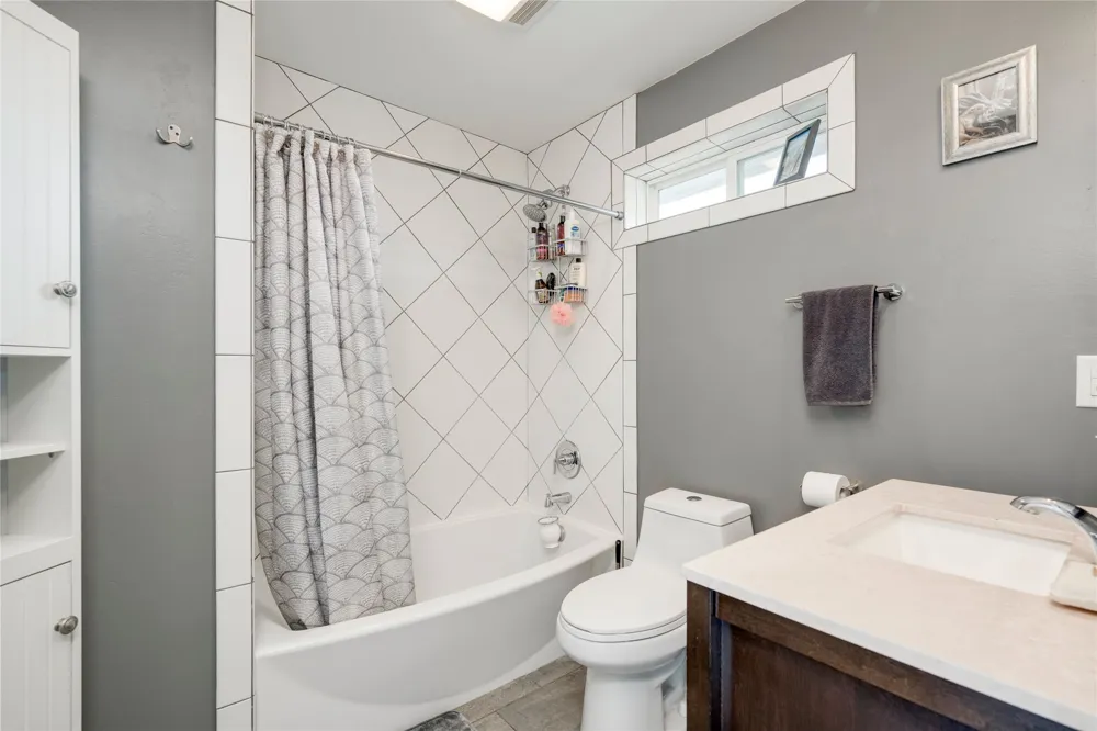 719 Birch Lane Cottonwood Shores, TX 78657