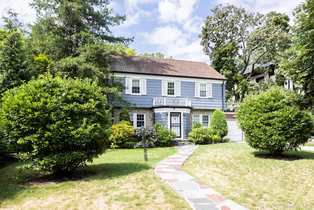 80-82 222nd Street Hollis Hills, NY 11427