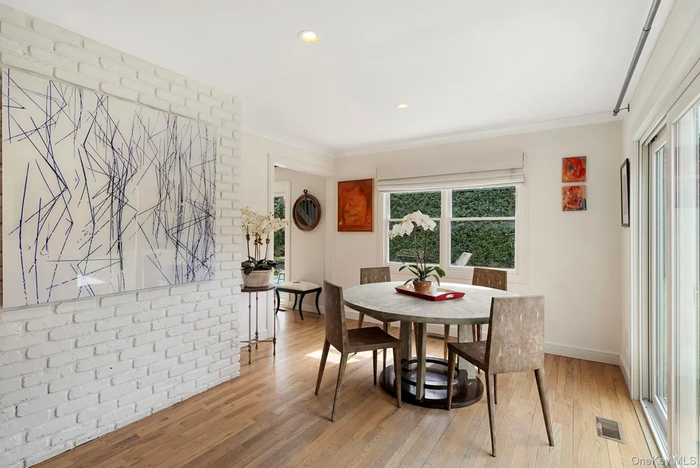 770 Hill Street Southampton, NY 11968