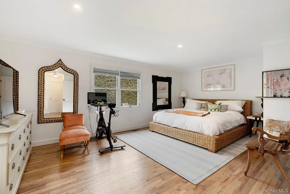 770 Hill Street Southampton, NY 11968