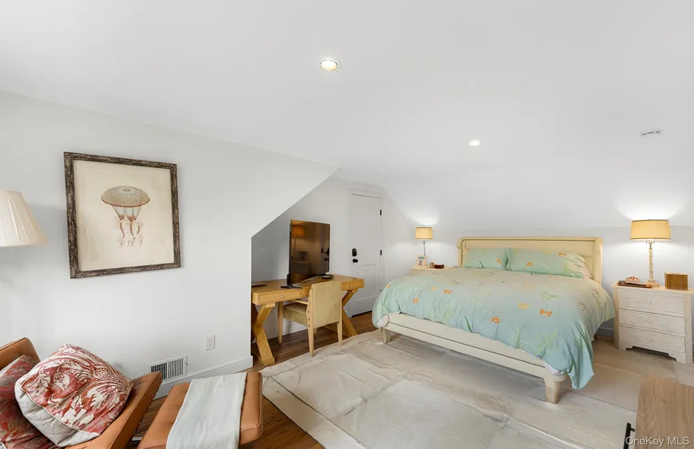 770 Hill Street Southampton, NY 11968