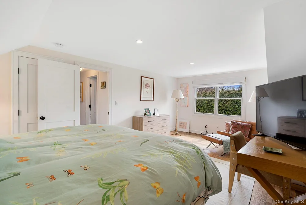 770 Hill Street Southampton, NY 11968