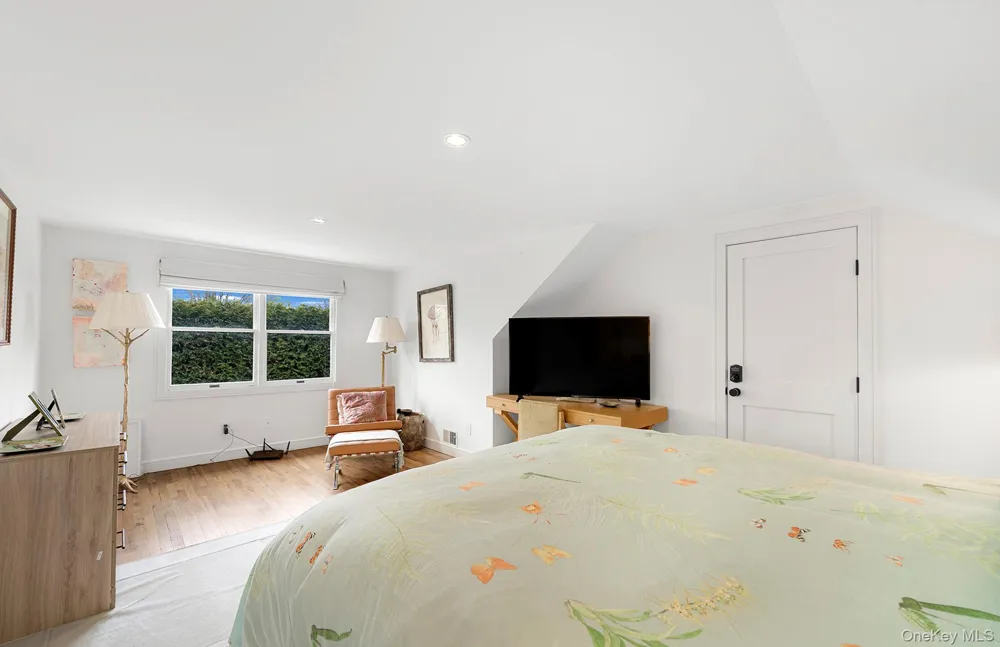 770 Hill Street Southampton, NY 11968