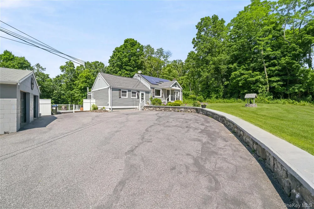 2084 State Route 94 Salisbury Mills, NY 12577