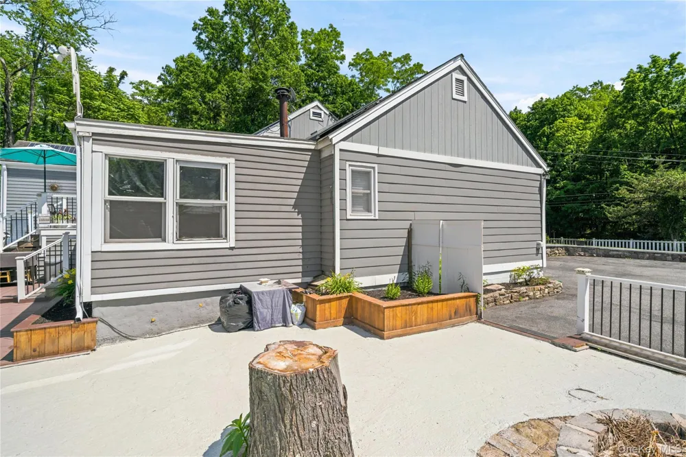 2084 State Route 94 Salisbury Mills, NY 12577