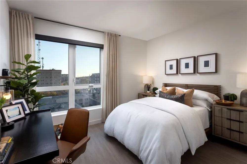 511 S Harbor #728 San Pedro, CA 90731