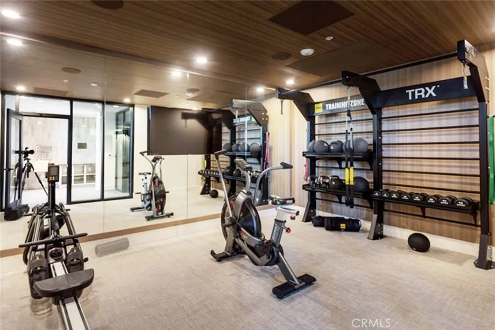 511 S Harbor #728 San Pedro, CA 90731