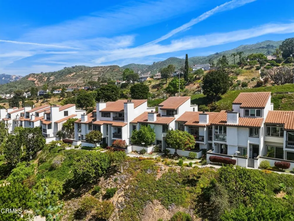 1776 Palisades Drive Los Angeles, CA 90272