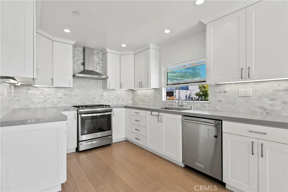 264 San Joaquin Laguna Beach, CA 92651