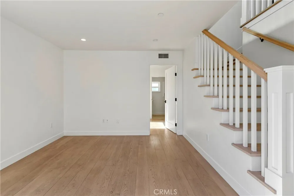 264 San Joaquin Laguna Beach, CA 92651