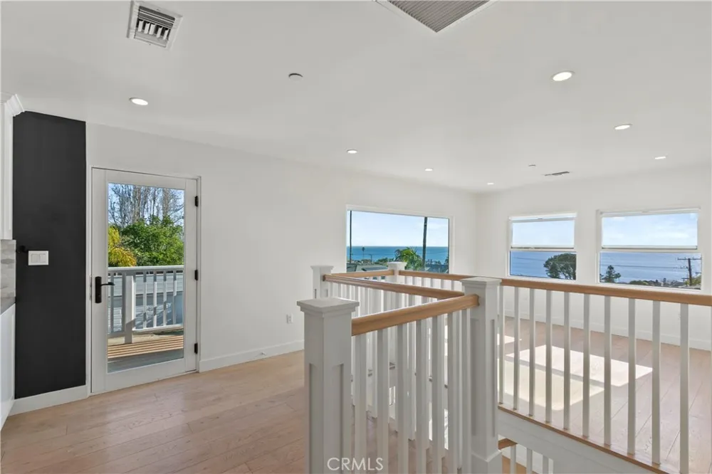 264 San Joaquin Laguna Beach, CA 92651