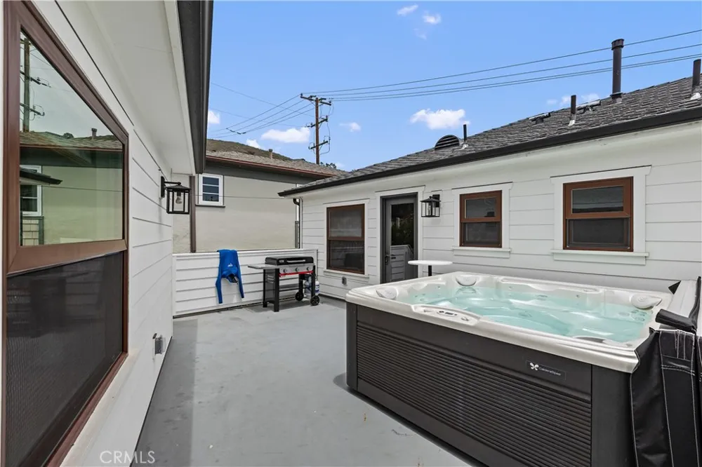 264 San Joaquin Laguna Beach, CA 92651
