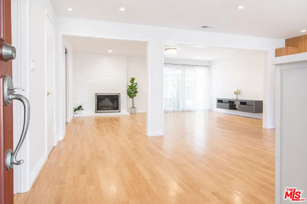 10550 Woldrich Street Sylmar, CA 91342