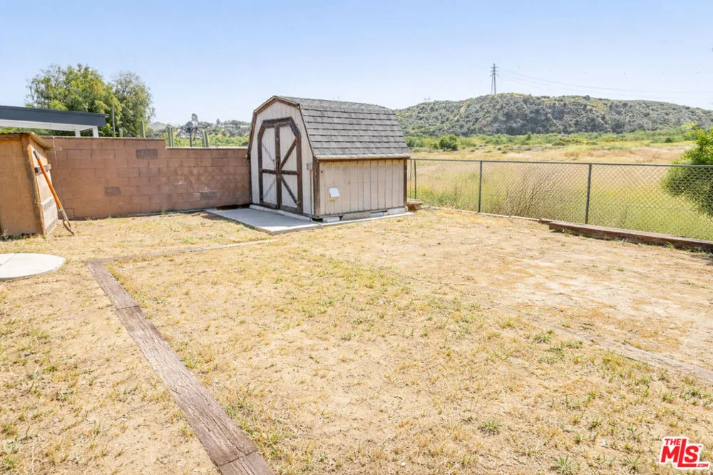 10550 Woldrich Street Sylmar, CA 91342