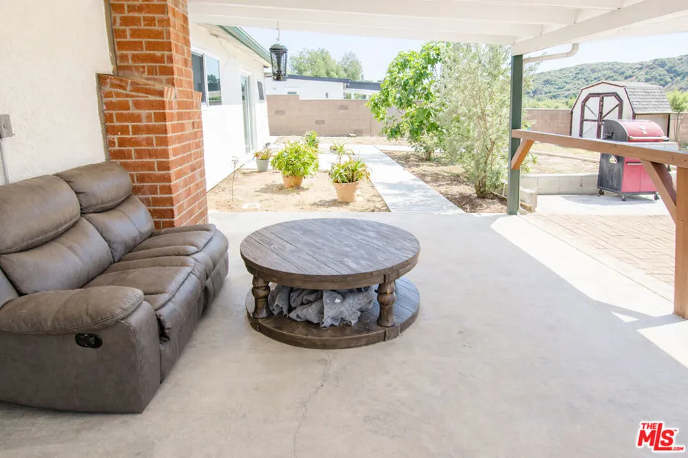 10550 Woldrich Street Sylmar, CA 91342