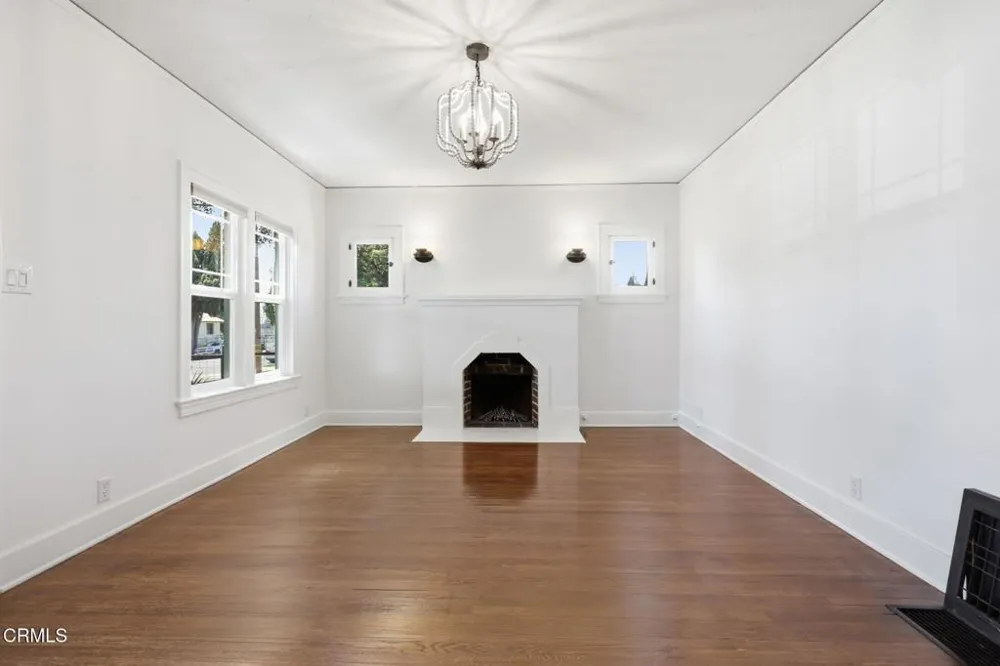 1003 E Virginia Terrace Santa Paula, CA 93060