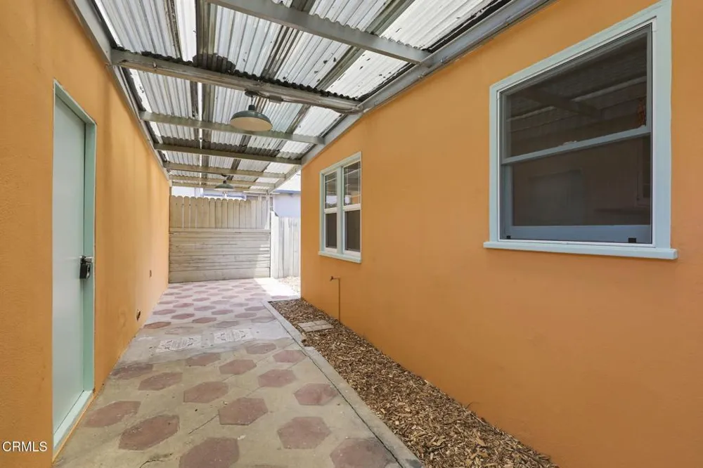 1003 E Virginia Terrace Santa Paula, CA 93060