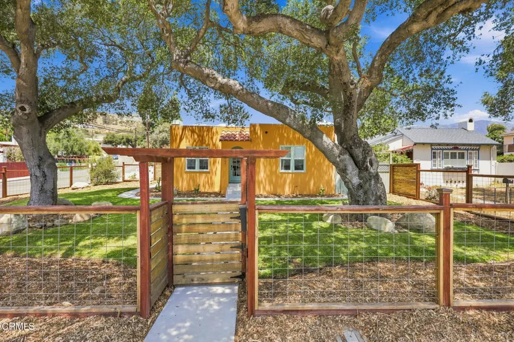 1003 E Virginia Terrace Santa Paula, CA 93060