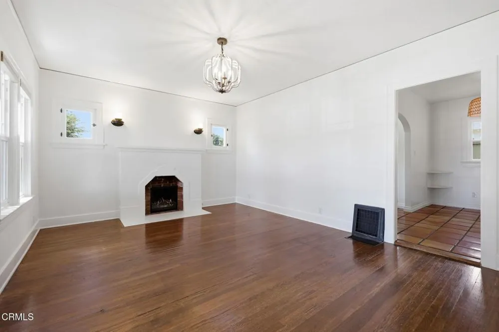 1003 E Virginia Terrace Santa Paula, CA 93060